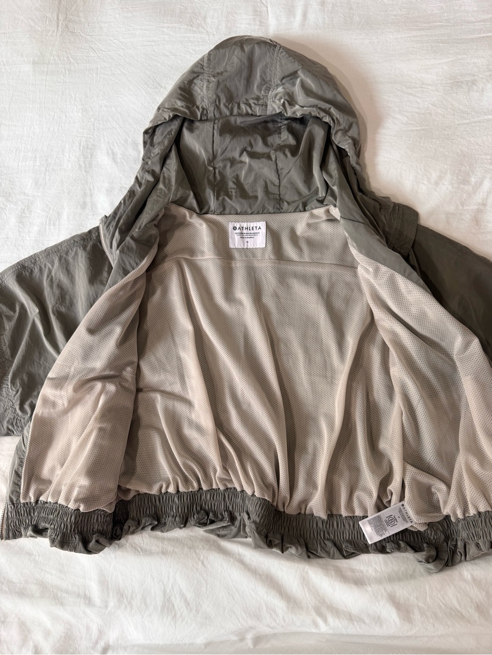 Athleta Day Drift Jacket Abalone Sheen M NWT Cropped Water Repellent - Picture 8 of 14